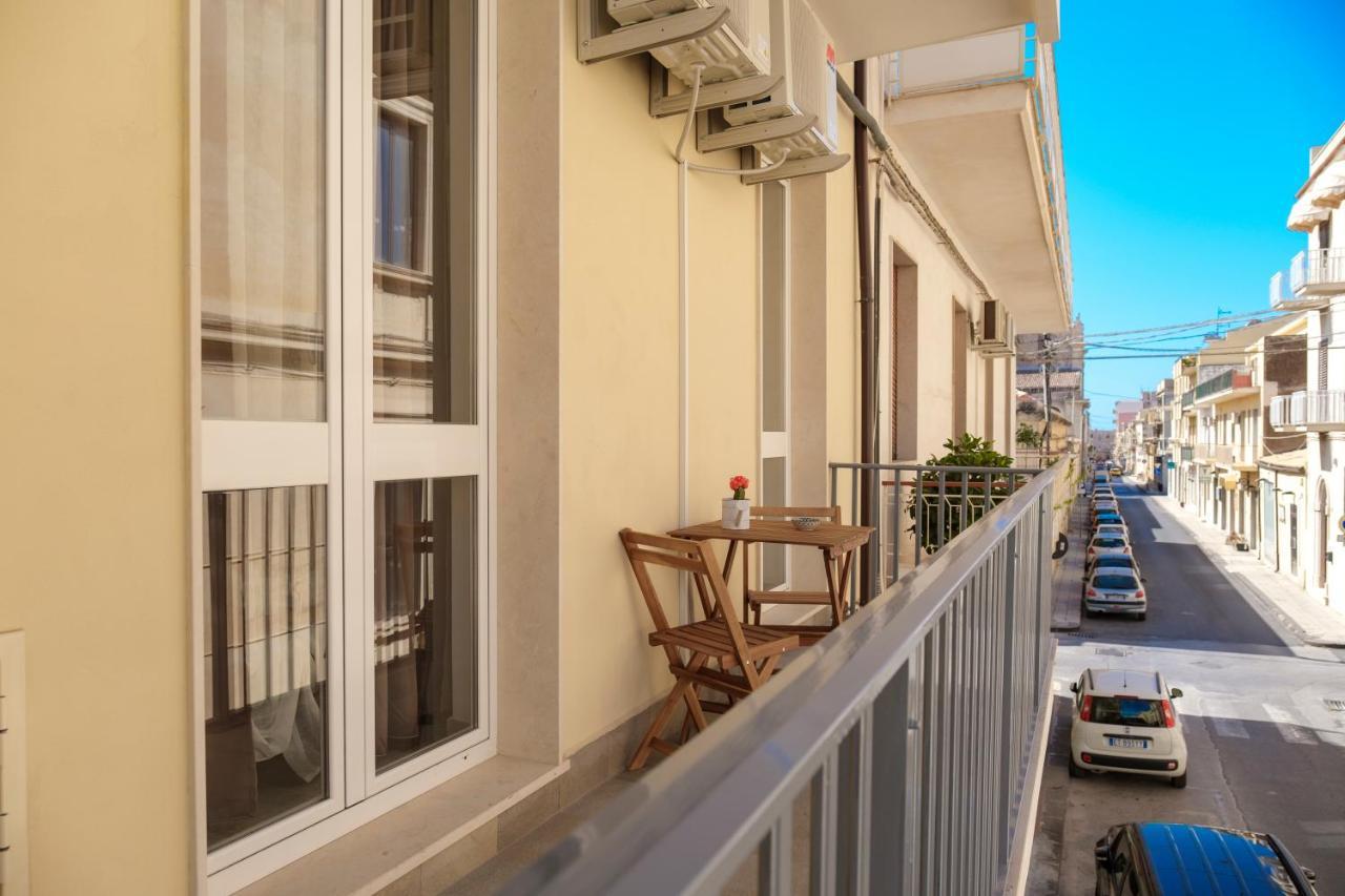 La Petite Erika Appartement Avola Buitenkant foto