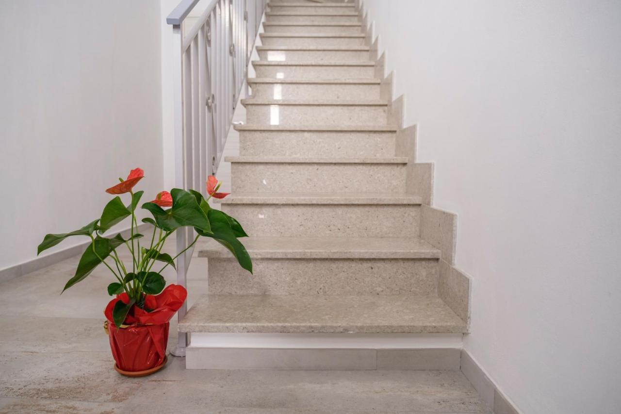 La Petite Erika Appartement Avola Buitenkant foto